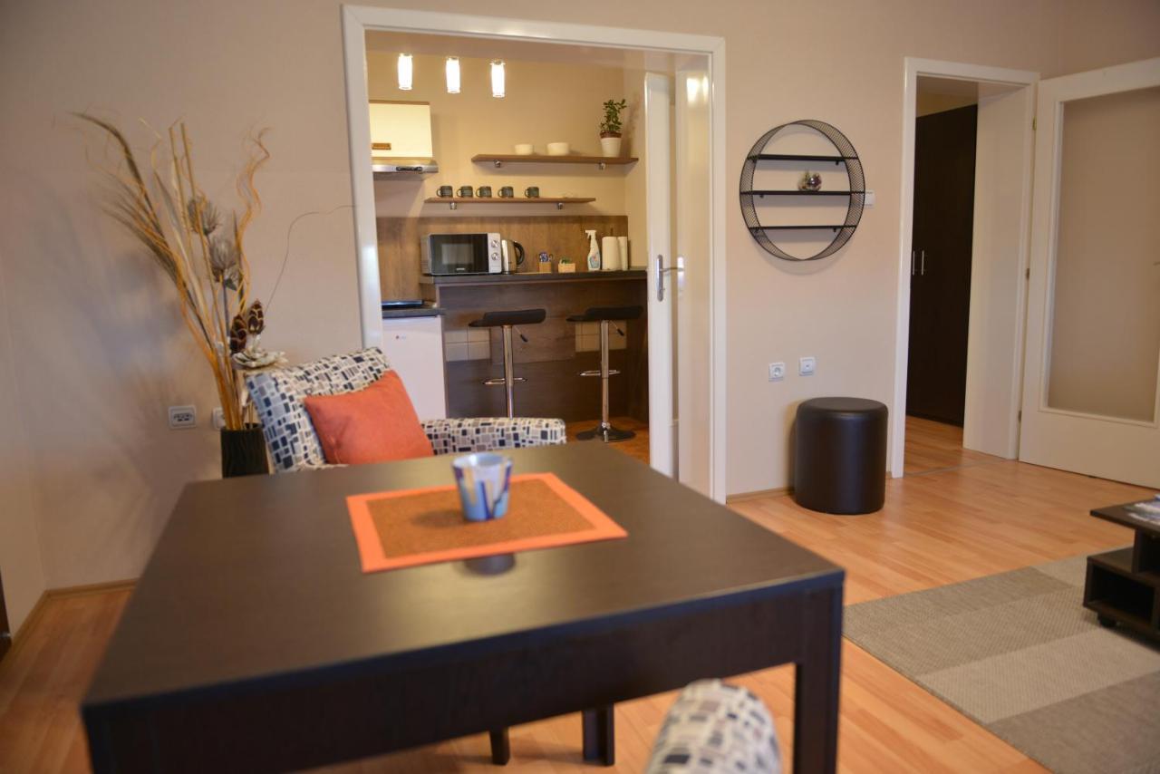 Apartmani Tomic Kladovo Bagian luar foto