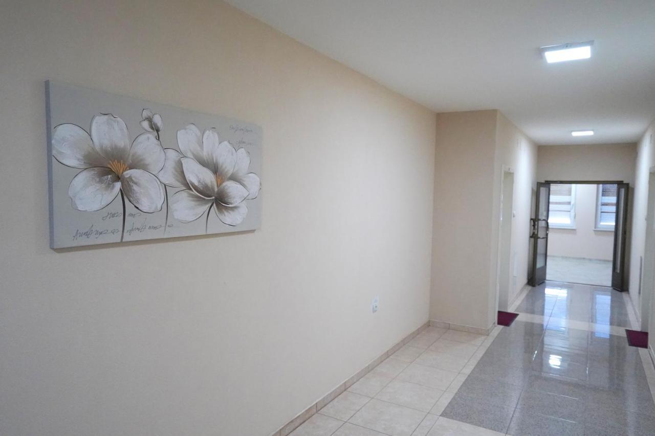 Apartmani Tomic Kladovo Bagian luar foto